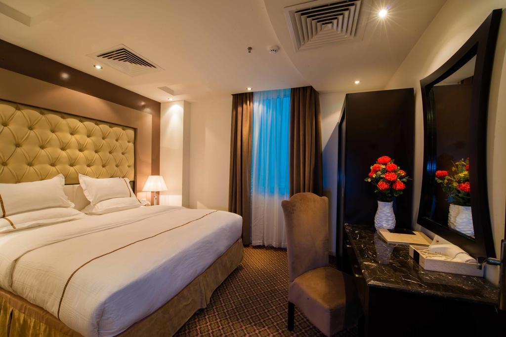 ריאד Al Yamama Palace Hotel Suites חדר תמונה