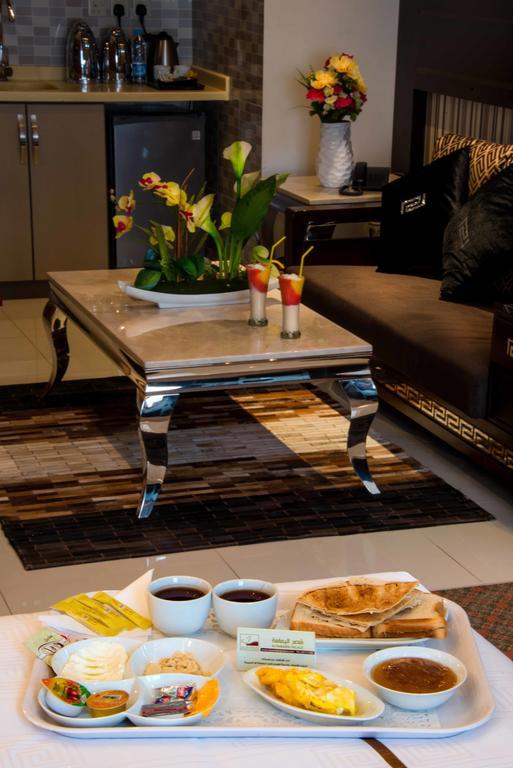 ריאד Al Yamama Palace Hotel Suites חדר תמונה
