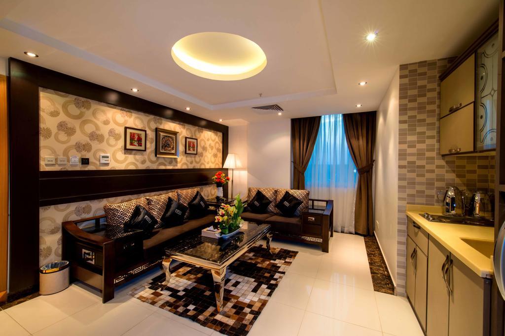 ריאד Al Yamama Palace Hotel Suites מראה חיצוני תמונה