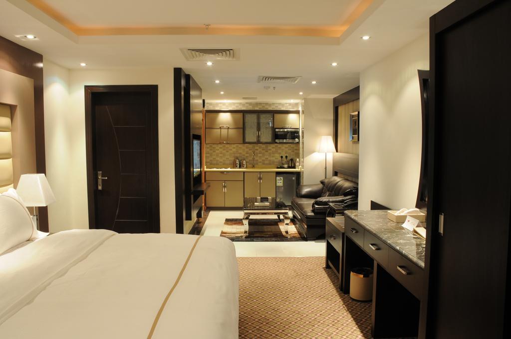 ריאד Al Yamama Palace Hotel Suites חדר תמונה