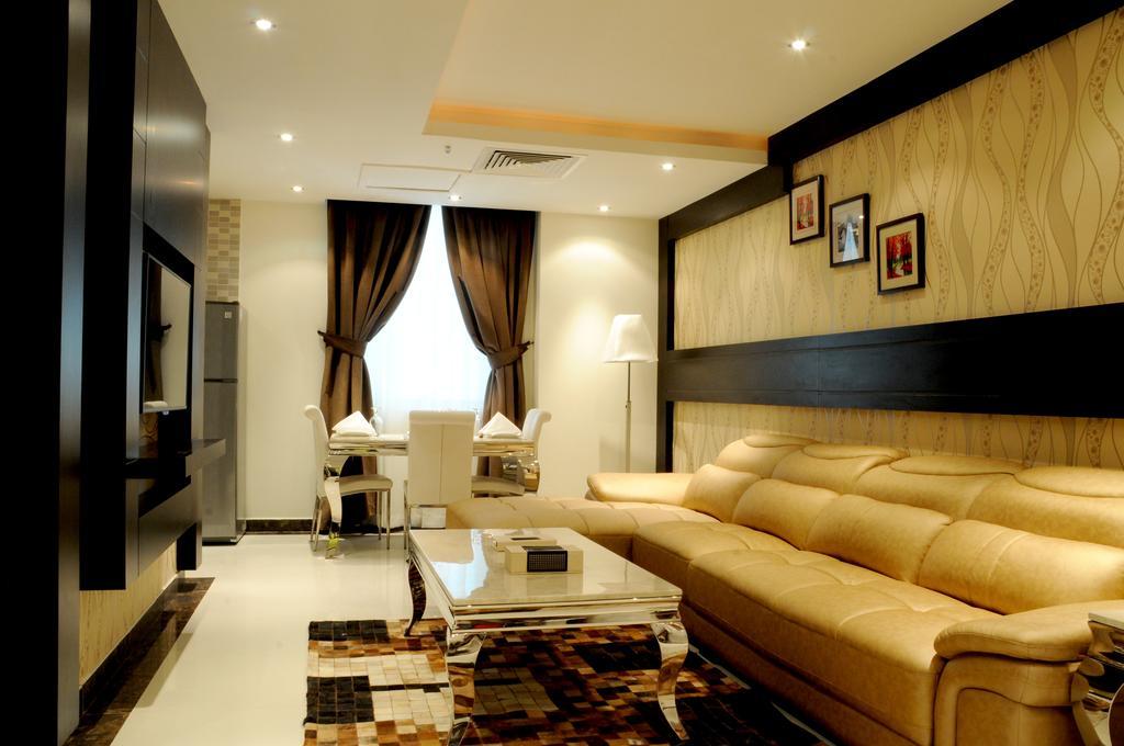 ריאד Al Yamama Palace Hotel Suites מראה חיצוני תמונה