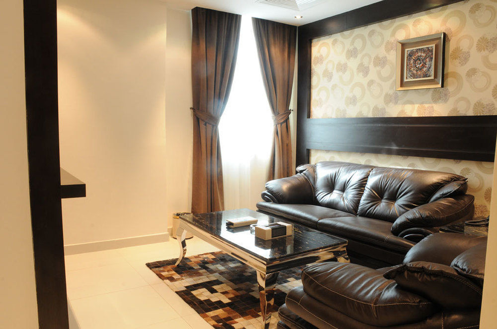 ריאד Al Yamama Palace Hotel Suites מראה חיצוני תמונה